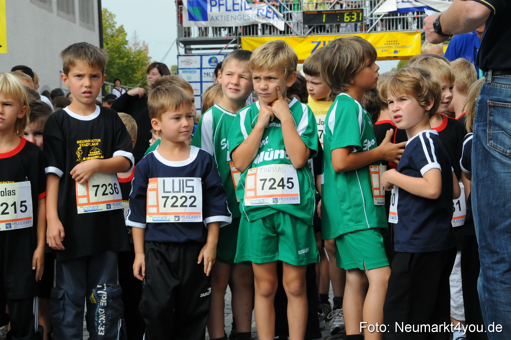 0016 Stadtlauf Neumarkt Bambinilaeufe 200909